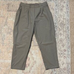 Lululemon Essential High Rise Trouser